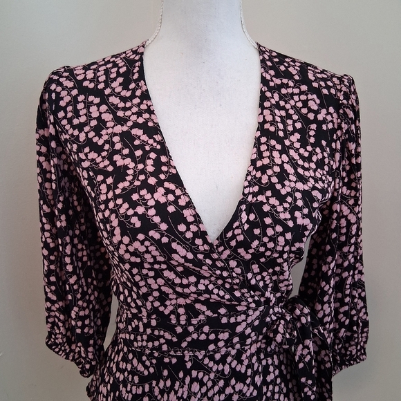 Ganni Floral Flounce Pink and Black Wrap Blouse Size 32, U.S XS - Picture 5 of 10